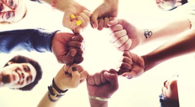 Amicone, amicissimo o conoscente?